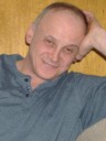 Robert, 49&nbsp;岁: im 41 years old, i take good care of myself . im singel and looking for a full relationship.the women im looking for should be honest, likes affection and be compatible to me. i like women with blue eyes but not a must , average build or so is nice.a women who likes to have good open communication and this includes taking about any thing. im not looking for a women who is in the bar seen but can drink a little. im a home body type of person but love going for coffee , walks or just watching a good movie and cuddling. i do like my women  that takes care of her self by dressing up well meaning not in realy expensive cloths and knows how to handle money well .my children do not live with me at all tho i see them time to time.