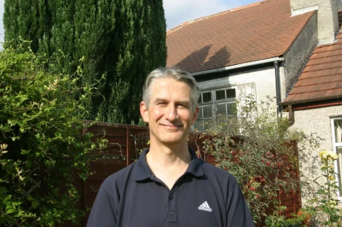 <span>John, 42</span>&nbsp;<span style='width: 25px; height: 16px; float: right; background-image: url(/bitmaps/flags_small/TH.PNG)'>&nbsp;</span><br><span>Bangkok, Thailand</span>&nbsp;<input type='button' class='joinbtn' style='float: right' value='JOIN NOW' />