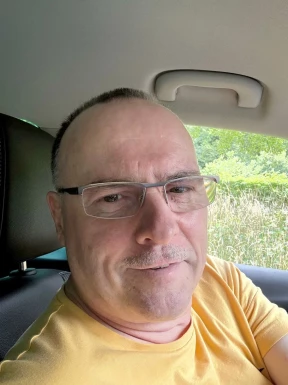 <span>Gerhard, 62</span>&nbsp;<span style='width: 25px; height: 16px; float: right; background-image: url(/bitmaps/flags_small/DE.PNG)'>&nbsp;</span><br><span>Wuppertal, เยอรมนี</span>&nbsp;<input type='button' class='joinbtn' style='float: right' value='JOIN NOW' />