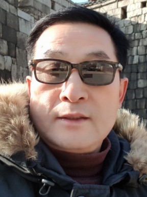 Foreign men for dating