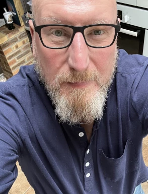 French men looking for love