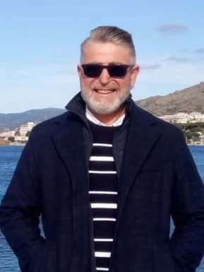 Foreign men for dating