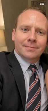 <span>Chris, 44</span>&nbsp;<span style='width: 25px; height: 16px; float: right; background-image: url(/bitmaps/flags_small/US.PNG)'>&nbsp;</span><br><span>New York, USA</span>&nbsp;<input type='button' class='joinbtn' style='float: right' value='JOIN NOW' />