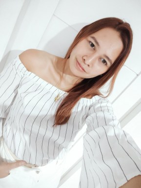 <span>Ella, 35</span> <span style='width: 25px; height: 16px; float: right; background-image: url(/bitmaps/flags_small/PH.PNG)'> </span><br><span>Bohol, Philippines</span> <input type='button' class='joinbtn' style='float: right' value='JOIN NOW' />
