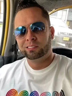 American men looking for love