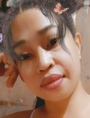 <span>Marilyn, 40</span> <span style='width: 25px; height: 16px; float: right; background-image: url(/bitmaps/flags_small/PH.PNG)'> </span><br><span>Taguig, Philippines</span> <input type='button' class='joinbtn' style='float: right' value='JOIN NOW' />