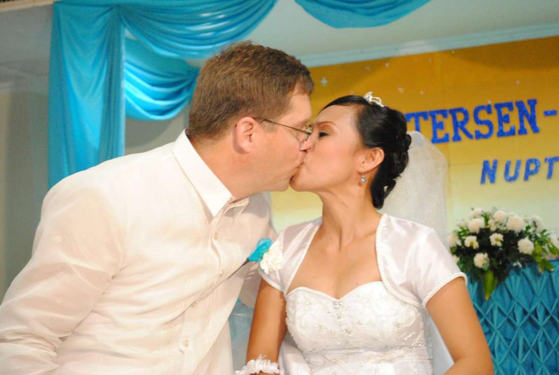 I am thankful to this site because I have found my soulmate, her name is Noame :)<br>Ikaw ang lahat sa akin sweetheart! Thanks to all the great friends I have made here! Wedding Sept 18th, 2010 Cebu C...